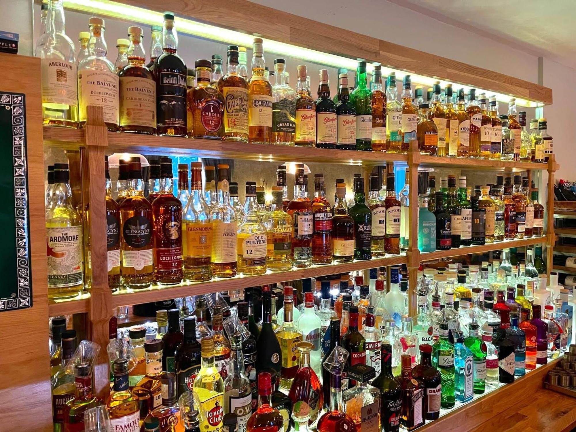 קינגוסי Duke Of Gordon Hotel מראה חיצוני תמונה